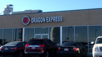 Dragon Express outside