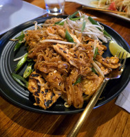 Boun Thai Kitchen food