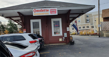 Omelette Headquarters outside