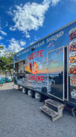 Geste Shrimp Truck outside