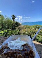 Kaʻahaʻaina Café food