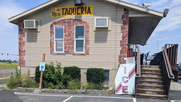 Tacos El Rey Taqueria food