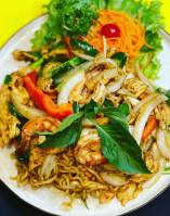 Pinto Thai Culpeper Restaurant Bar food