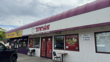 Original J's Teriyaki inside