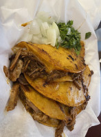 Don Chuy's Taco Shop food