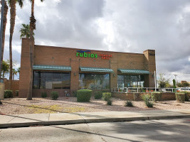 Rubio's Fresh Mexican Grill outside