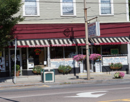 Holliston Superette Phone Number, Reservations, Reviews outside