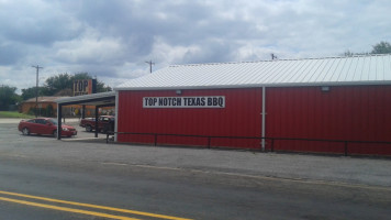 Top Notch Texas Bbq outside