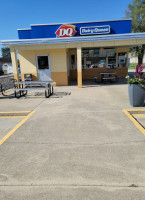 Dairy Queen outside