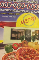 Metro Pizza food