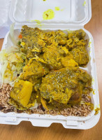 Jamaica Gee's food