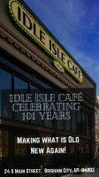 Idle Isle Café inside