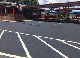 Cardinal Drive-in outside