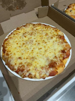 Rey's Pizza food