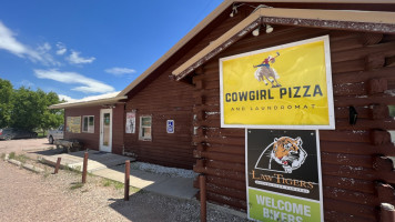 Cowgirl Pizza Laundromat outside