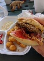 Paul's Drive Inn food