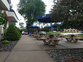 Culver's outside