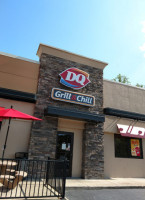 Dairy Queen Grill Chill outside