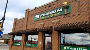 Stadium Sports Grill outside