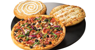 Pizza Ranch food