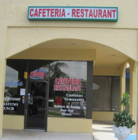 Candida Cafeteria outside