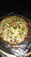 Boss' Pizza Chicken food