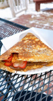 Crepes A La Cart food