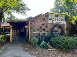 Wash House In Po food