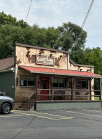 Dante's Countyline Saloon outside