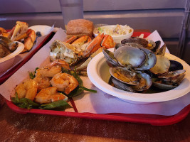 Tony's Crab Shack food