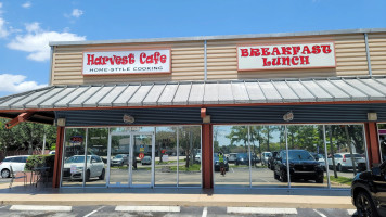 Harvest Cafe outside