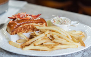 Mabel's Lobster Claw food