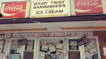 Dairy Twist outside