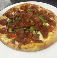 Greek's Pizzeria On Mcgalliard food