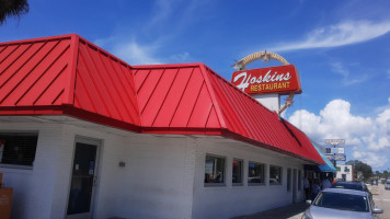 Hoskins Restaurants outside