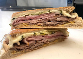 José 's Cuban Sandwich Deli food