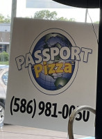 Passport Pizza outside