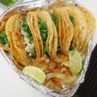 Jose's Tacos food