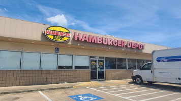 Hamburger Depot outside