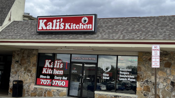 Kali's Kitchen outside