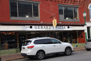 Gerard's Pizza In Gard outside