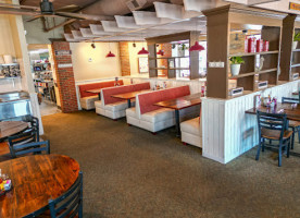 Egg Harbor Cafe inside