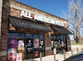 All American Pizza food