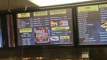 Dickey's Barbecue Pit food