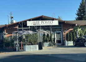 Il Posto Trattoria outside