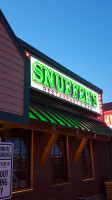 Snuffer's Restaurant Bar outside