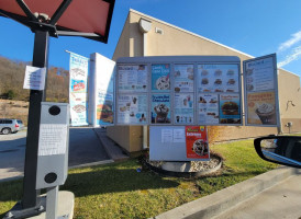 Dairy Queen Grill Chill outside