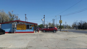 Jay's Drive Inn outside