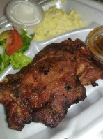 Bennie J's Smoke Pit Llc food