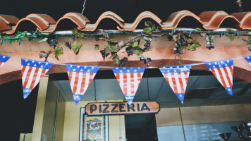 The Caribbean Cannoli Pizza Kitchen outside